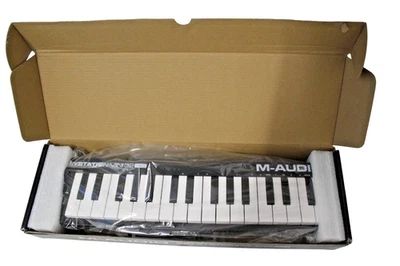 M-Audio Keystation Mini 32 Mk3 Usb Midi Keyboard Portable Controller Mini Keys - Image 1 of 2