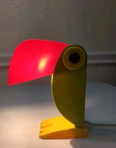 VINTAGE MODERN 1999 DAYTON HUDSON TOUCAN DESK LAMP LIGHT - Picture 1 of 12