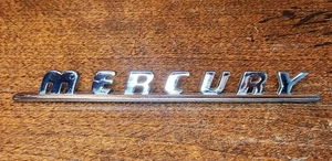 Insignia de colección 1941 Mercury Hood emblema escritura OEM FOMOCO - Imagen 1 de 7