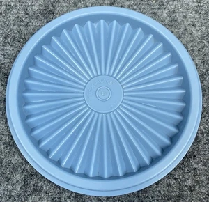 Tupperware 812 Blue Servalier Round Replacement Lid Only 5 1/8" USA - Picture 1 of 3