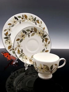 Wedgwood Beaconsfield Cup Saucer & Desert Plate Set - Picture 1 of 11