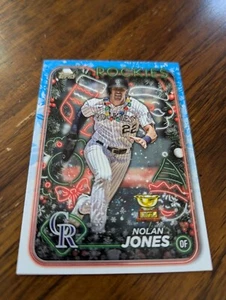 2024 Topps🎄Holiday🎄 Nolan Jones #H115 Image Variation Lights SP RC Cup Rockies - Picture 1 of 2