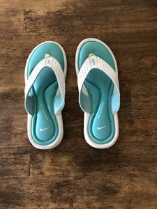 nike flip flops women memory foam