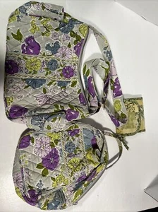 JUEGO DE 3 PIEZAS DE DISEÑADOR VERA BRADLEY INCLUYE PORCHE, CARTERA Y BOLSA DE ALMUERZO. - Imagen 1 de 3