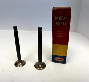 1954-1956 Dodge Truck 8 Cyl Exhaust Valve W/ Double Rocker Shaft 1483516 NOS - Picture 1 of 2
