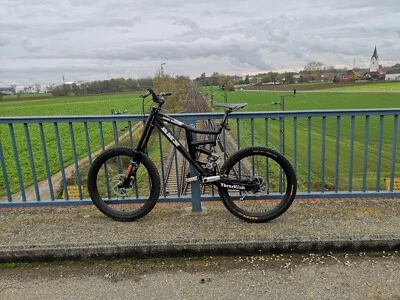 Fahrrad Dowinhill Mountainbike des Herstellers Rock Mountain - Bild 1 von 3