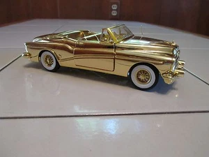 1953 Buick Gold Skylark- NIB Limited Edition Signature Models - Picture 1 of 7