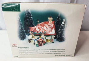 Costuras personalizadas Department 56 North Pole Series Elf Land 56400 no completas - Imagen 1 de 18