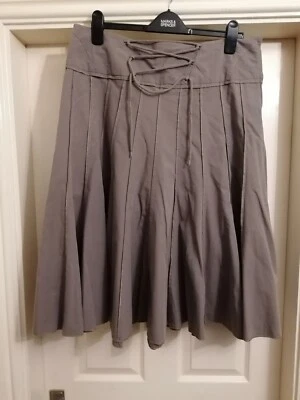 C) George Ladies Brown Flare Long Cotton Skirt Size 16 - Image 1 of 4