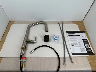 Grifo de cocina preenjuague de un solo orificio Vigo VG02038ST Utopia 1,8 GPM Foto 1 de 4