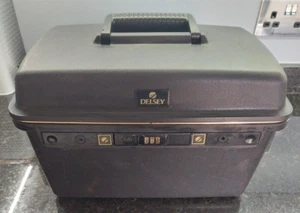 Vintage Delsey Club Hard Case Vanity Beauty Box Black with Gold Trim (x1 Key) - Picture 1 of 20