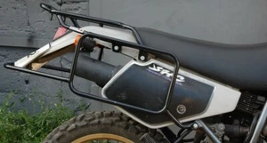 SUZUKI DR250SE - DR350SE WHOLE-WELDED LUGGAGE RACK SYSTEM BLACK MOTORCYCLE BIKE - Picture 1 of 5