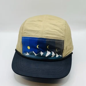 Mütze Kappe WEST LYFE Mondzyklus 5 Panel Druckknopflasche Astrologie Mond Weltraum Sternzeichen - Bild 1 von 5