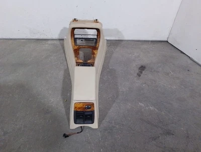 C2C20731NED CONSOLE CENTRALE / C2C20731NED / 5242755 PER JAGUAR XJ6/12 3.2 CAT - Immagine 1 di 4