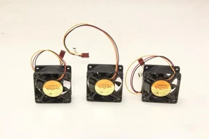 LOT OF 3 THERMALTAKE F126025BH 12V 0.22A CASE FAN. SKU224081 - Picture 1 of 3