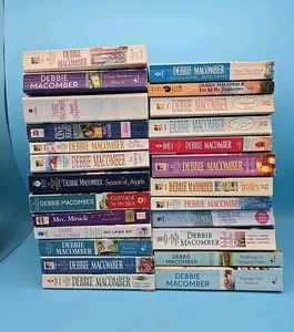 Lot of 25 Debbie Macomber Paperback Romance Novels - Picture 1 of 17