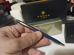 RARE USA CROSS CENTURY CLASSIC MATTE BLUE AND 23KT GOLD BALLPOINT PEN NEW GIFT - Picture 1 of 5