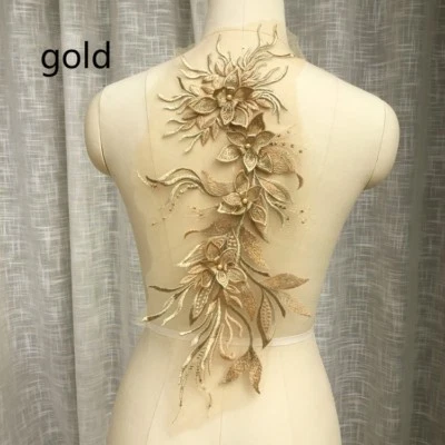 Vestido de novia con apliques de malla de encaje floral bordado con cuentas decoración de lujo hágalo usted mismo Foto 1 de 4