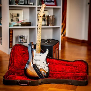 Fender Stratocaster THE FIRST 100 1954 - Sunburst - Foto 1 di 12