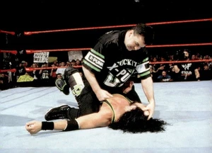 1999 Comic Images WWF SmackDown! #48 X-Pac - Picture 1 of 2