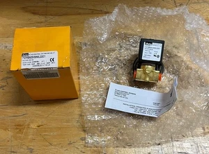 Parker 7121KBN2SV00N0L222C1 Safety Valve | New - Picture 1 of 4