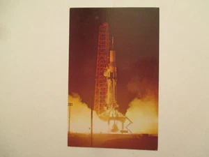 Levanta Saturn SA8 pad 37 Centro Espacial John F Kennedy NASA Exploración Espacial - Imagen 1 de 2