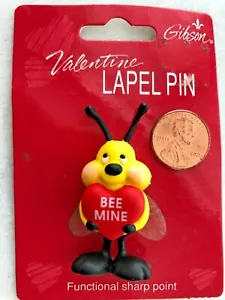 Vintage Gibson Valentine Lapel Pin BEE Be Mine Bumble Bee NEW on Card ADORABLE! - Picture 1 of 1