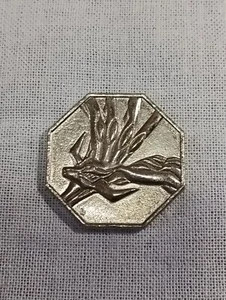 Xerneas Pokemon Metal Collection Coin Medal Meiji Nintendo Japanese B4905 - Picture 1 of 6