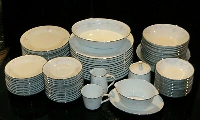 Vajilla de porcelana fina Noritake Casablanca #6842. PRECIOS REBAJADOS Abril 2024 Foto 1 de 4