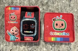Accutime CoComelon JJ Kleinkind rot Digital Quarz LCD Armbanduhr - Bild 1 von 4