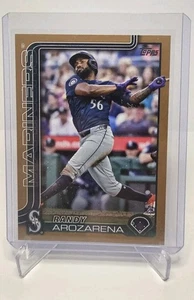 2025 Topps Serie 1 Randy Arozarena #111 Oro Paralelo 0123/2025 - Imagen 1 de 3