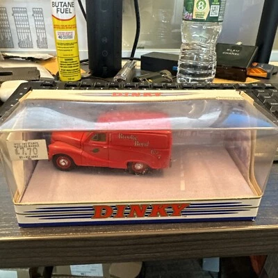 Matchbox Dinky Toys 1/43 Scale DY-15 Austin A40 GV4 10 GWT Van Brooke Bond Tea - Image 1 of 4