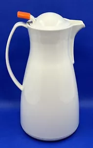 Pampered Chef 33 oz Insulated Carafe #2290 Hot & Cold Beverages Made in Germany - Picture 1 of 7