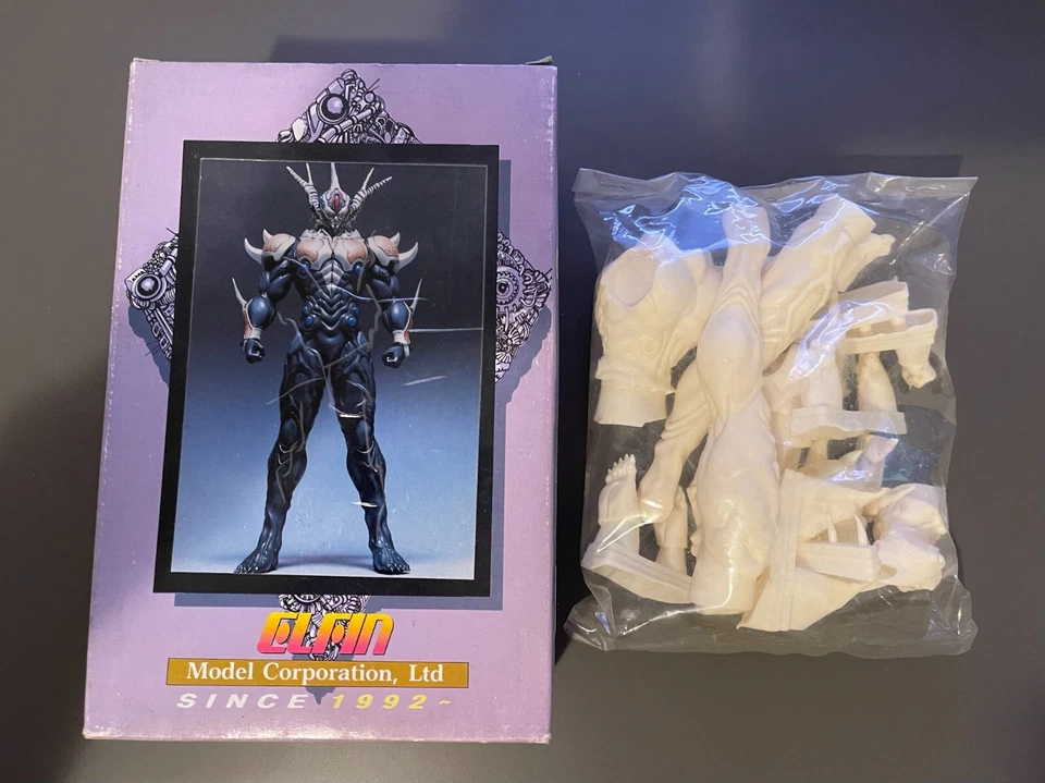 Elfin Models  Gyuo Guyver series 1/12  softvinyl  kit - Immagine 1 di 1