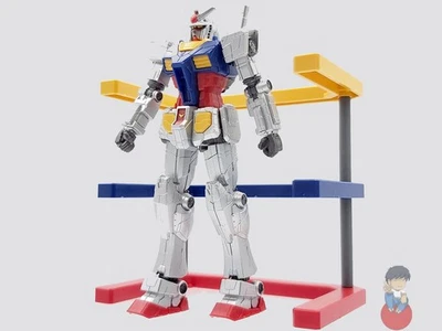 Gundam - RX-78F00 - BANDAI PVC Model Kit Figure - Immagine 1 di 2