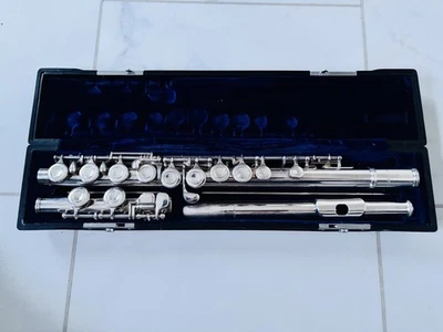 Flauta Yamaha YFL-31 (311) **Cabeza de plata maciza** Foto 1 de 4