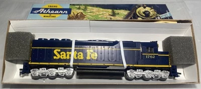 Athearn 4165 ATSF SD45 Diesel Locomotive HO Scale - Image 1 of 4