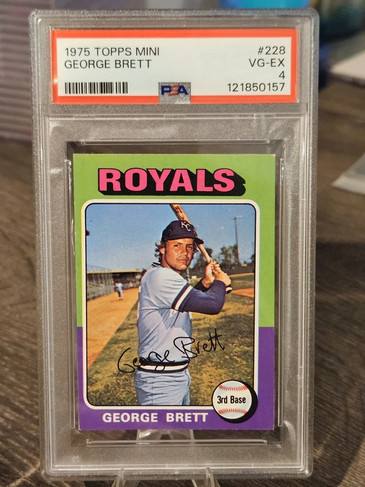 1975 Topps Mini #228  George Brett (RC) PSA 4 VG-EX - Image 1 of 3