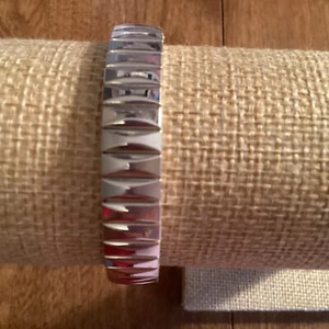 Napier Stretch Armband silberfarben neu mit Etikett - Bild 1 von 6