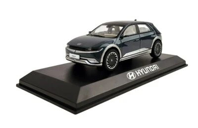 Mini coche diecast Hyundai IONIQ 5 escala 1:43 miniatura exhibición coche verde perla Foto 1 de 4