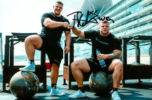 Tom Stoltman Signed 6x4 Photo World's Strongest Man Autograph Memorabilia + COA - Imagen 1 de 3
