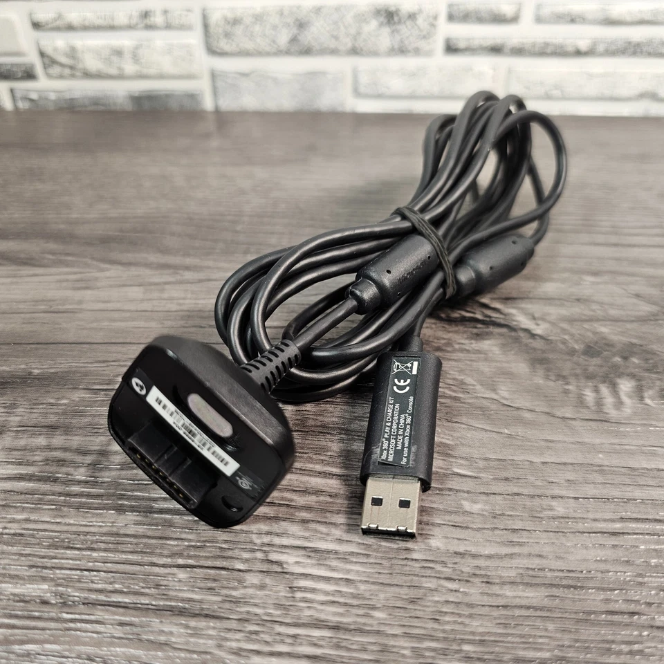 Official Microsoft Xbox 360 Play & Charge USB Cable (Black/Grey) - Image 1 of 2