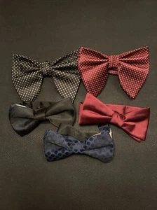 CALVIN KLEIN EGARA PAISLEY & GRAY ALL POLYESTER BOW TIES BLACK RED BLUE GEO - Picture 1 of 5