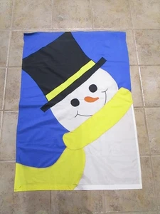 PREOWNED HOUSE OUTDOOR CHRISTMAS SNOWMAN FLAG 42" X 29" - Picture 1 of 7