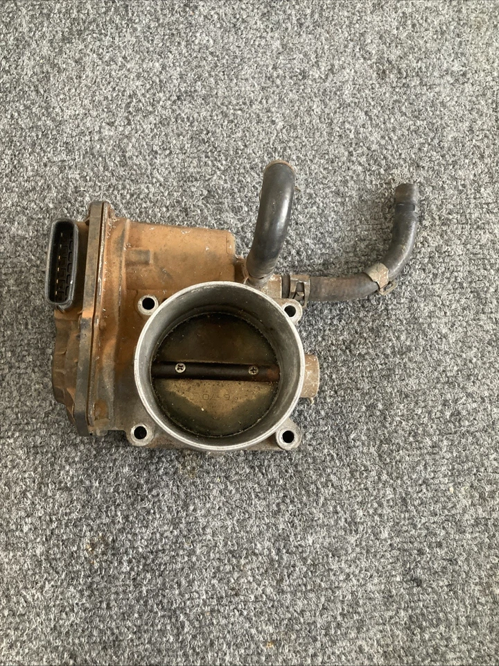 Subaru Legacy Outback 2013 2014 2015 2016 2,5 L carrocería del acelerador 16112AA38A OEM Foto 1 de 4