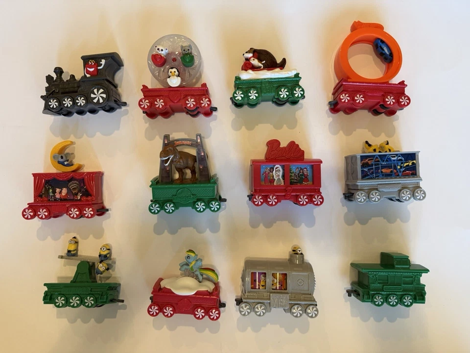McDonalds Holiday Express Train Christmas 2017 Complete Set Happy Kids Meal Toy - Image 1 of 1