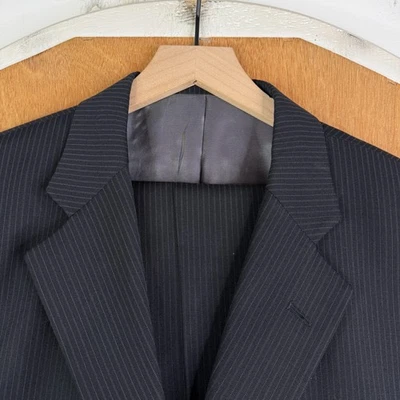 J Ferrar Suit Mens 42R Black Pinstripe 2 Button 100% Wool Pants 34x31 Flat Front - Image 1 of 4