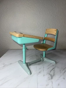 American Girl Maryellen Schulschreibtisch 2019 Metall & Holzfehler - Bild 1 von 7