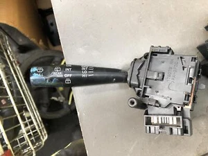 Toyota Spacia Wiper Switch SR40 02/1998-12/2001 - Picture 1 of 2