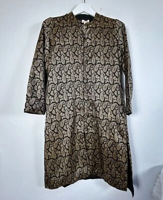 Chaqueta larga de seda Creative Handicrafts para mujer mediana negra y dorada con estampado de cachemira Foto 1 de 4